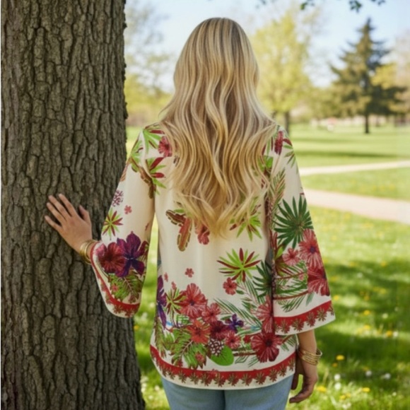 Suzanne Betro Tropical 3/4 Sleeve Top Size Small - Picture 2 of 11